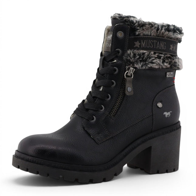 Mustang Women's Black Winter Warm Heeled Lace-Up Boots - M0122001