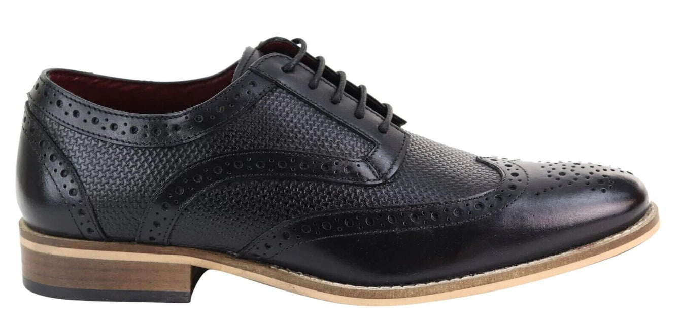 Mens Classic Oxford Brogue Shoes In Patterned Black Leather