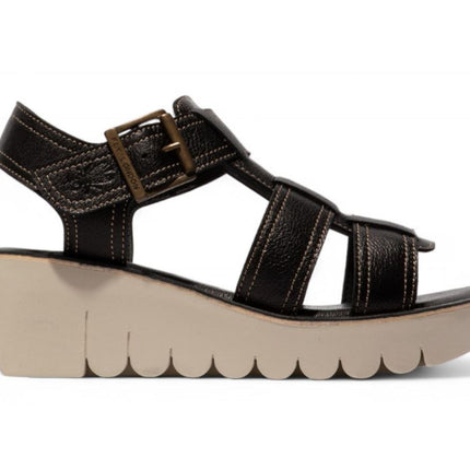 Fly London Women's Yudd236Fly Black Mousse Leather Wedge Sandals