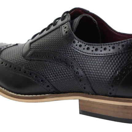 Mens Classic Oxford Brogue Shoes In Patterned Black Leather