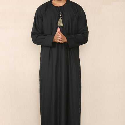 Mens Black Thobe Jubba Saudi Islamic Arab Eid Emirati Kaftan Jubbah Tassel Robes