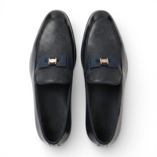 Mens Black Textured Front Iconic Buckle Bow Loafers Shoes