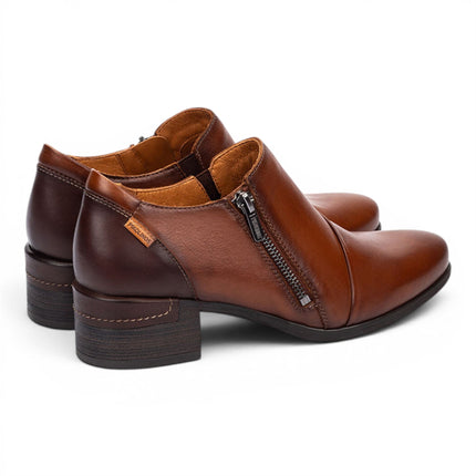 Pikolinos Women's Brown Leather Low Heel Shoes - Malaga