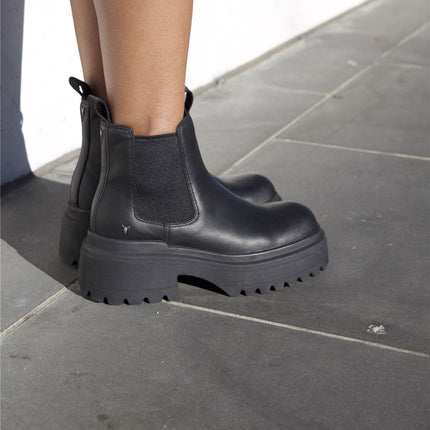Windsorsmith Womens Black Chunky Leather Platform Chelsea Boots - Dopamine