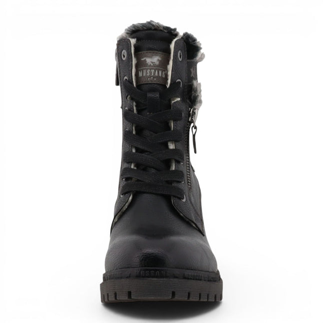 Mustang Women's Black Winter Warm Heeled Lace-Up Boots - M0122001