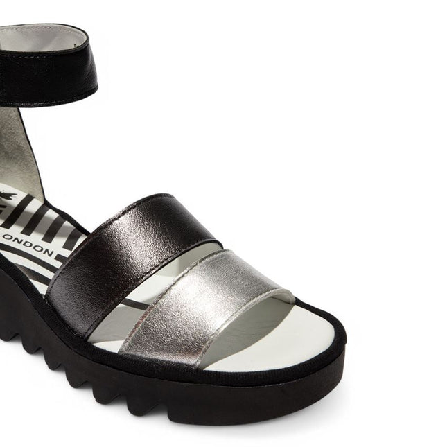 Fly London Women's Bono290Fly Silver Black Idra Leather Wedge Sandals
