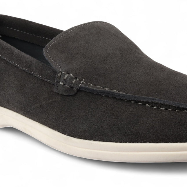 Men’s Durable Black Slip-On Loafers with Cushioned Insole