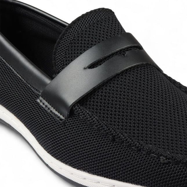 Men’s Black Breathable Loafers Lightweight Slip-On