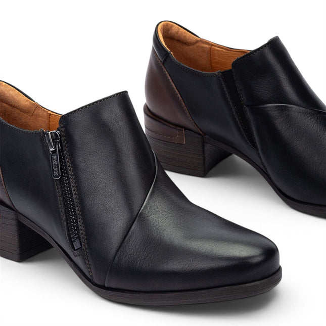 Pikolinos Women's Black Leather Low Heel Shoes - Malaga