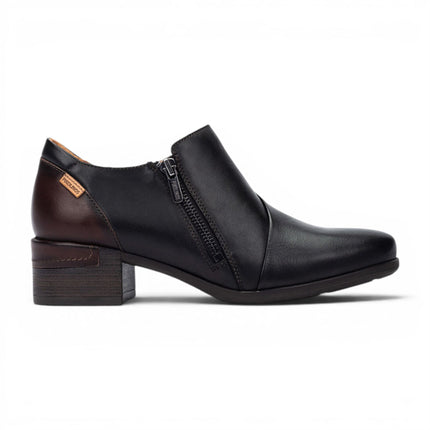 Pikolinos Women's Black Leather Low Heel Shoes - Malaga