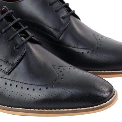 Mens Classic Oxford Brogue Shoes In Perforated Black Leather