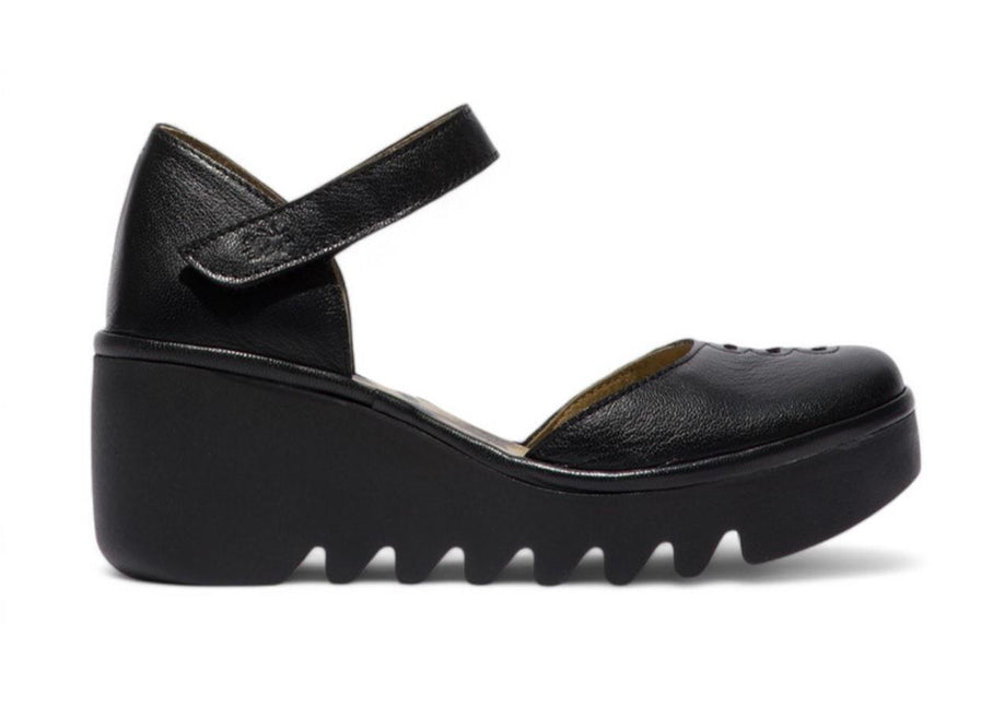Fly London Women's Black Biso305Fly Mousse Leather Wedge Sandals