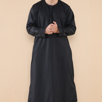 Mens Black Thobe Jubba Saudi Islamic Arab Eid Emirati Kaftan Jubbah Tassel Robe