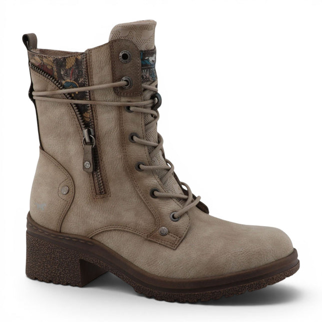 Mustang Women's White Lace-Up Heeled Winter Combat Boots - M0092003